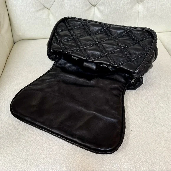 Chanel handbag - Picture 5 of 10